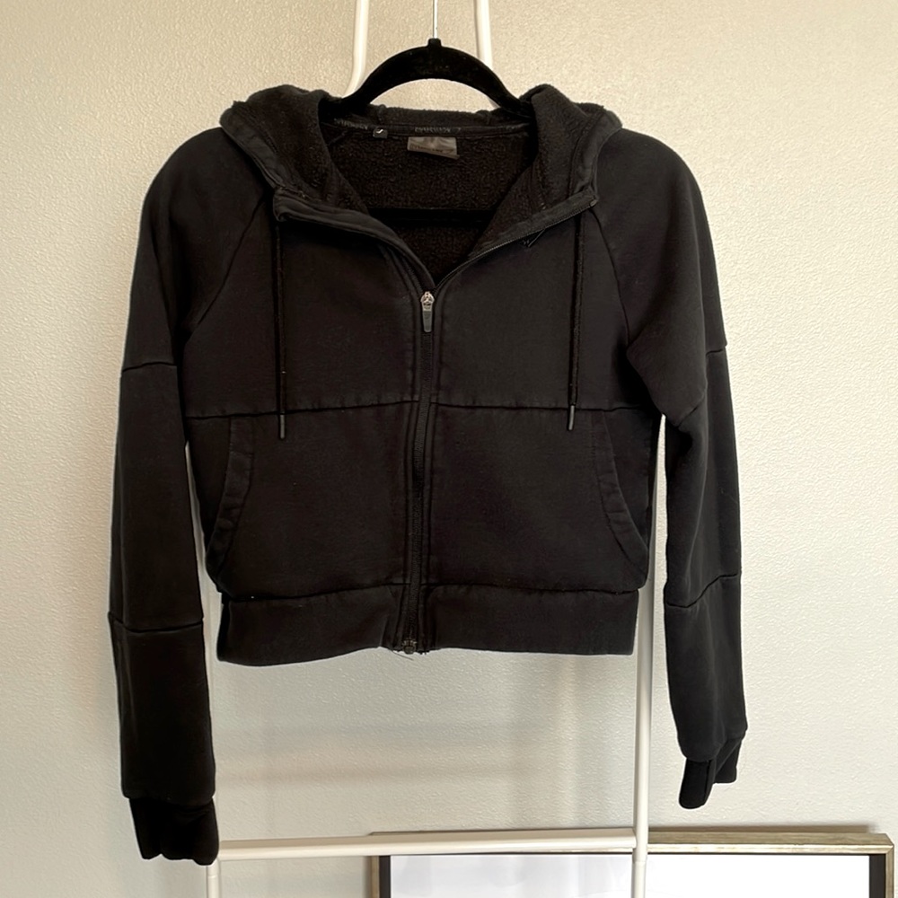 Gymshark black cropped hoodie zipper sweatshirt